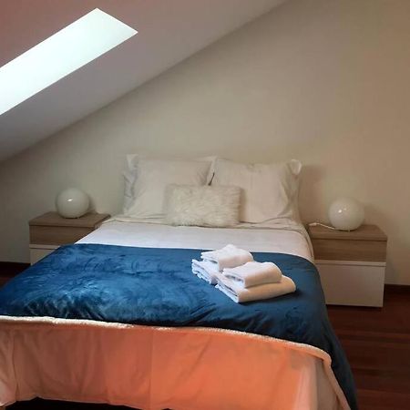Magnifica Casa Con Garaje Muy Bien Comunicada Leilighet Santiago de Compostela Eksteriør bilde